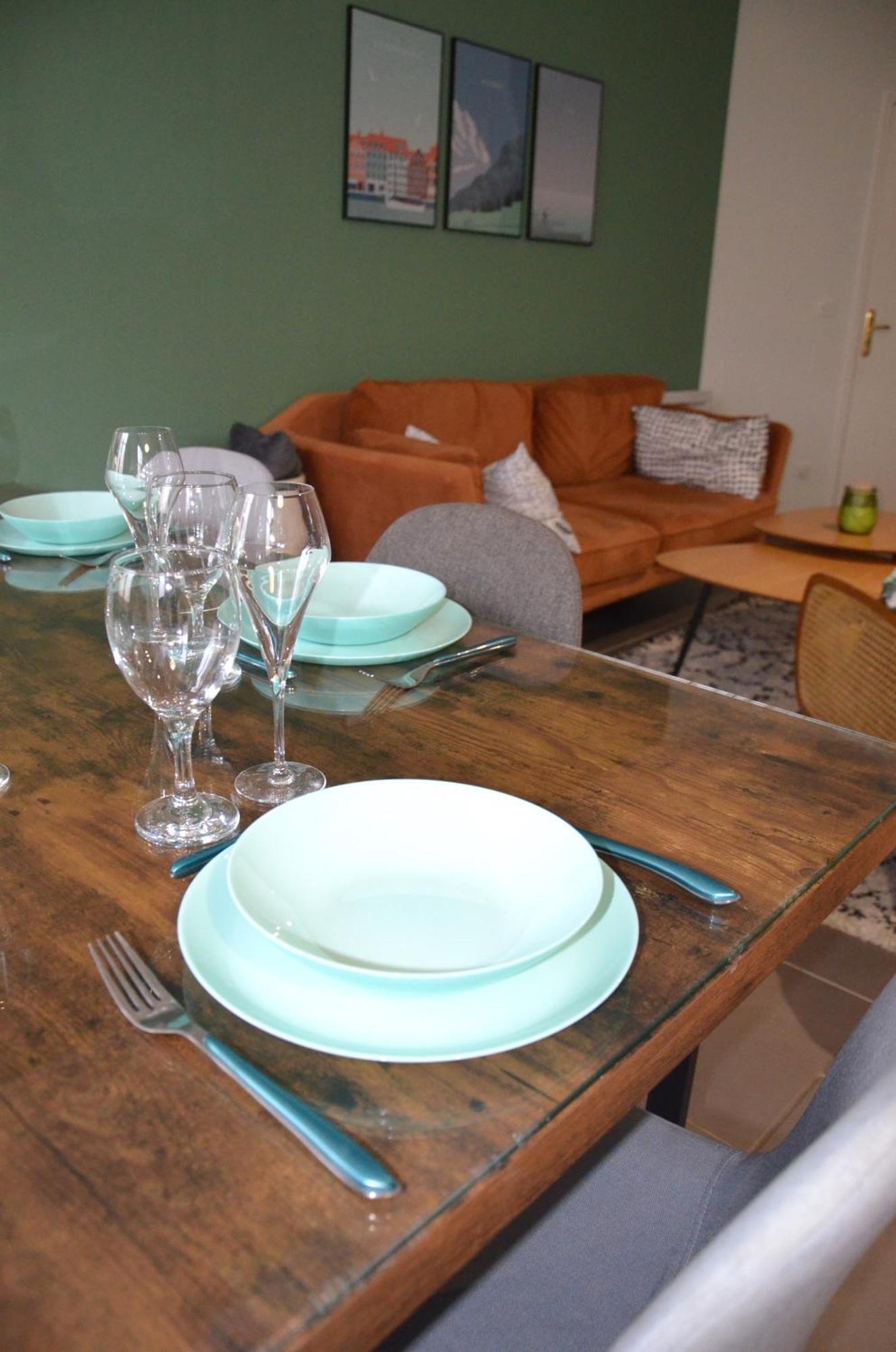Apartament Le Cocon Troyen - 6-8P - 2 Parking Gratuits Troyes Zewnętrze zdjęcie